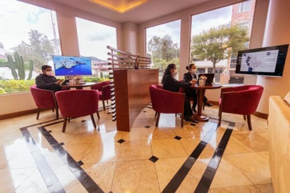 Sonesta Hotel Loja Exteriör bild